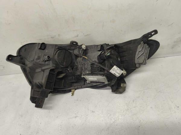 PHARE DROIT RENAULT - Vue 2